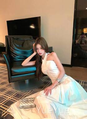 藏青计色露交叉挂脖衣裙女夏季纯欲收腰5347大摆长背裙设感a连字