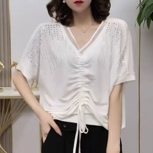 小众设计感抽绳V领蝙蝠袖T恤女夏季烫钻网纱装饰显瘦气质百搭上衣