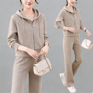 2026春季新款洋气减龄假两件妈妈装宽松时尚连帽卫衣显瘦两件套女