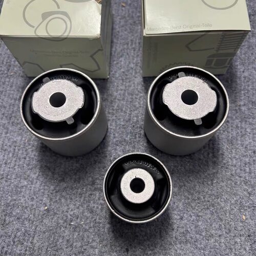 适用奔驰ML350ML320R350R300GL450GLE260前分动箱差速器胶套衬套