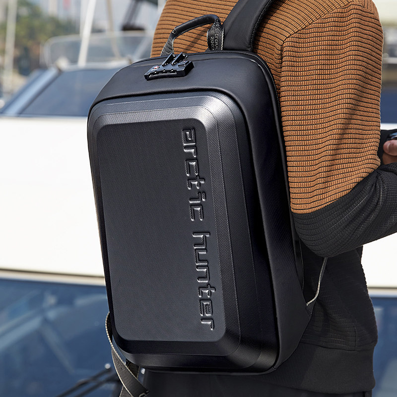 北极猎人男士硬壳防盗双肩包防震密码锁15.6寸电脑背包防水书包男,箱包皮具/热销女包/男包,双肩背包,淘宝优惠券,粉丝福利购,淘宝优惠卷