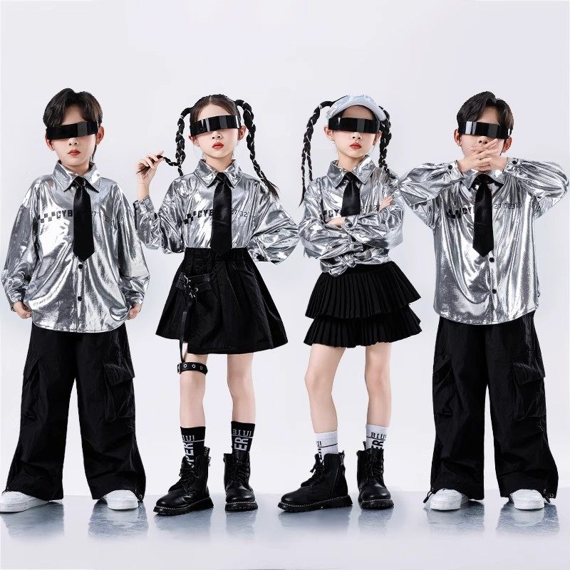 元旦儿童未来科技感cos表演服幼儿园机器人舞蹈服银亮面演出班服