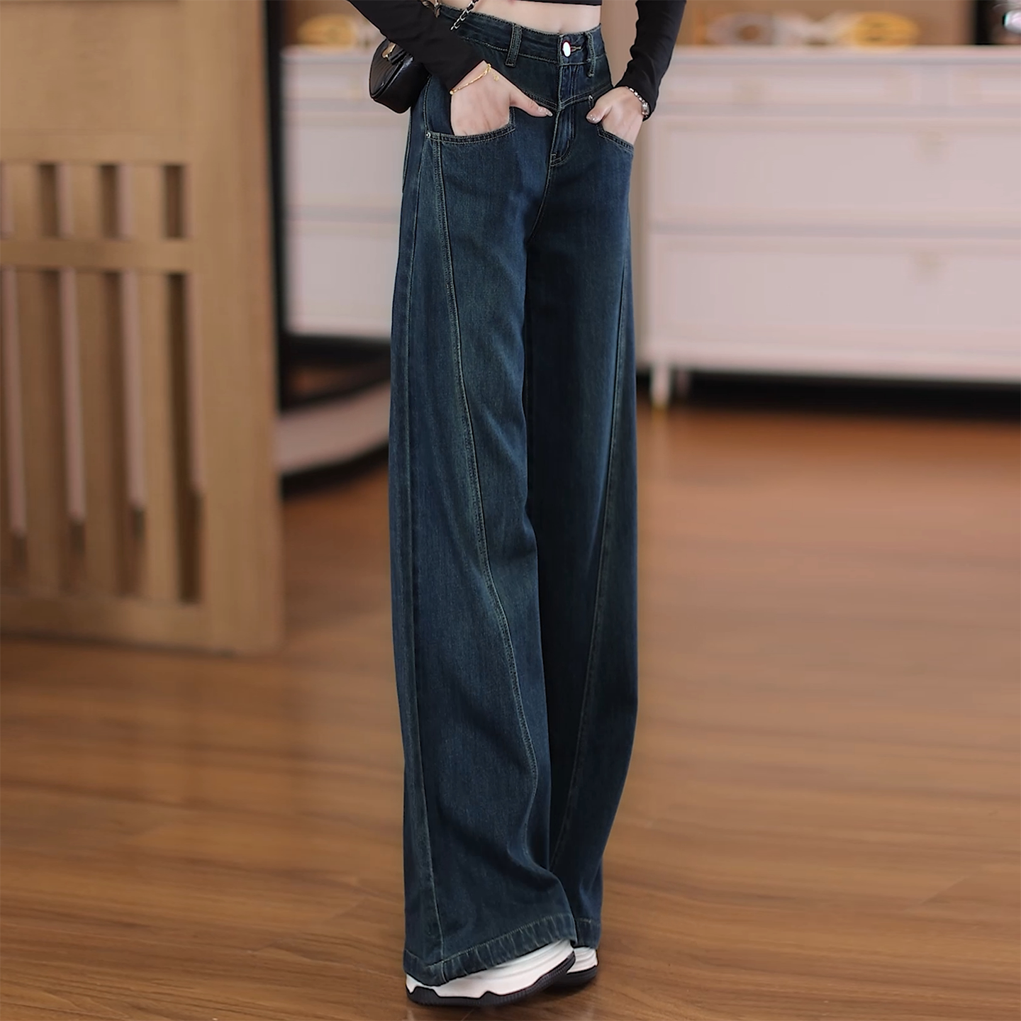 独特超好看加绒加厚阔腿牛仔裤女2026秋冬季新款窄版直筒拖地裤子
