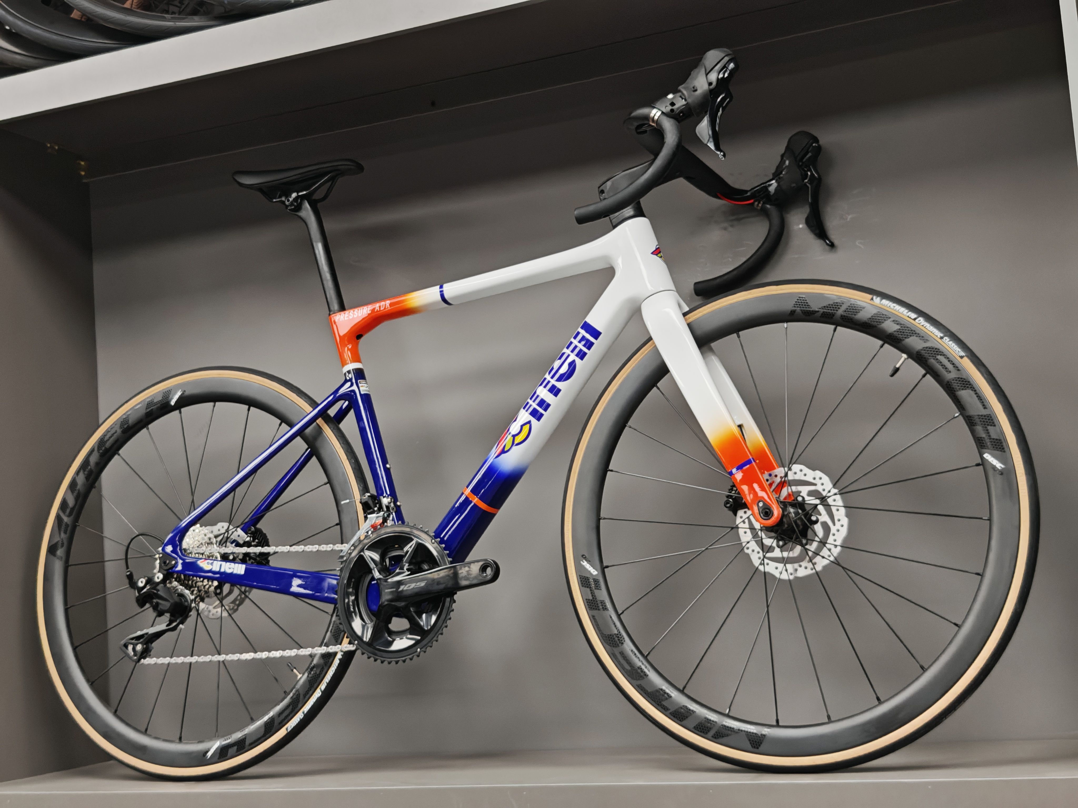 【老刘只懂车】意大利 Cinelli PRESSURE adr 碳纤维公路车车架