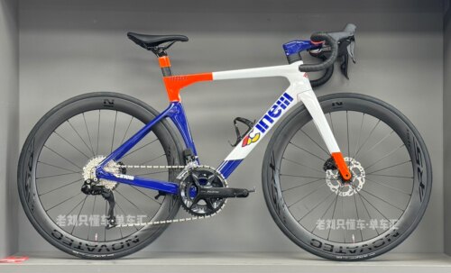 意大利 Cinelli PRESSURE 气动碳纤维公路车 105电变 诺飞客碳轮