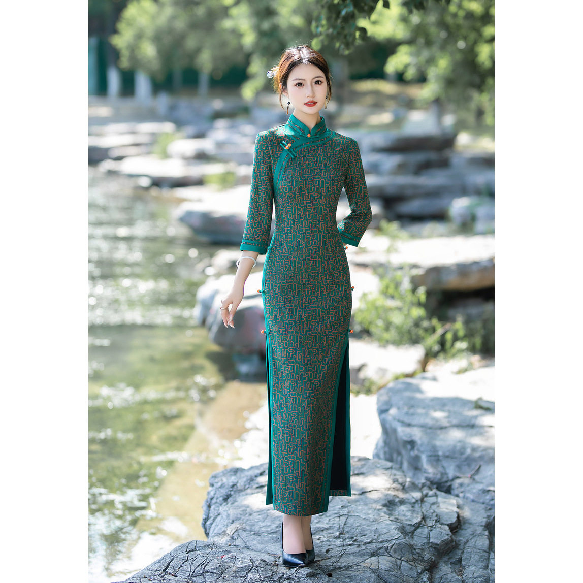 女旗袍秋冬装长袖保暖连衣裙中年妈妈年轻洋气日常礼服大码中国风