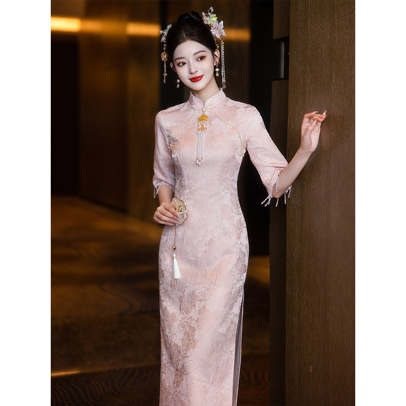 新中式粉色旗袍改良2026新款订婚连衣裙平时可穿敬酒服新娘晚礼服