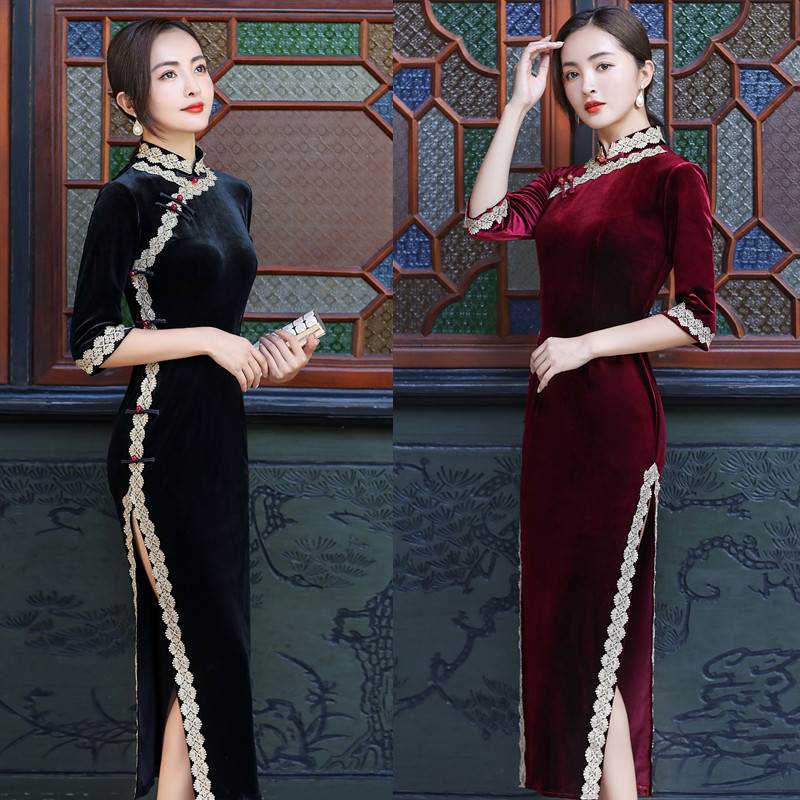 改良金丝绒旗袍2026早春新款中袖优雅日常年轻蕾丝边礼服长款女装