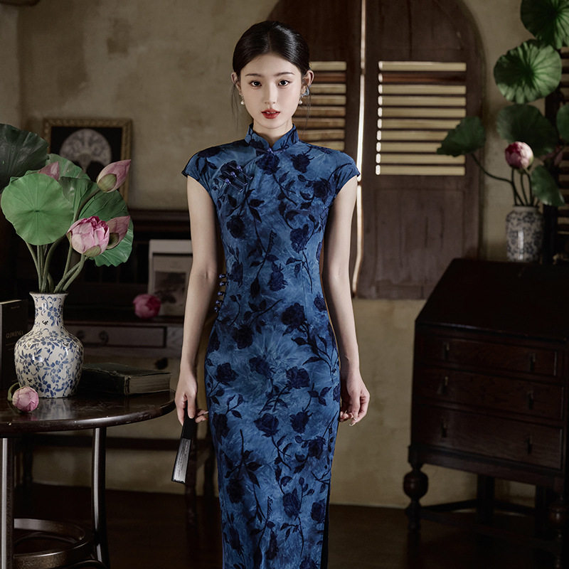 2025春款旗袍新中式玫瑰印花改良女装日常可穿收腰短袖连衣裙年轻