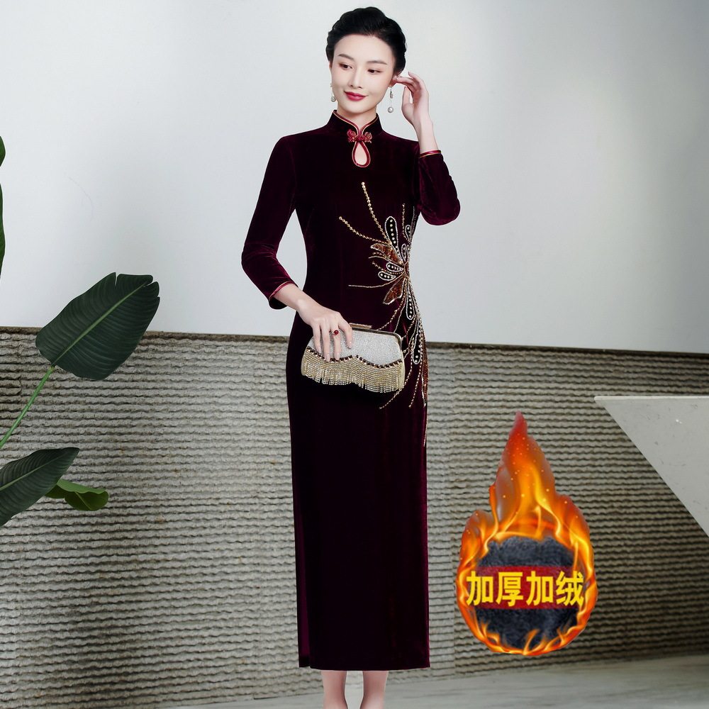 2026秋装新款改良丝绒旗袍长款长袖喜婆婆高档婚礼服敬酒服女气质