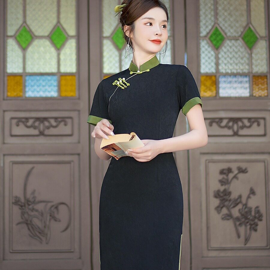 2026春秋款旗袍中长款冰花绒年轻女装礼服名媛风圆领连衣裙三分袖