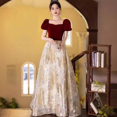 敬酒服新娘结婚宴会秋冬红色法式轻奢小众孕妇大码订婚晚礼服裙