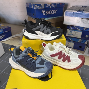 撤柜儿童运动鞋秋冬皮面防泼水轻便软底防滑男女童户外时尚跑步鞋