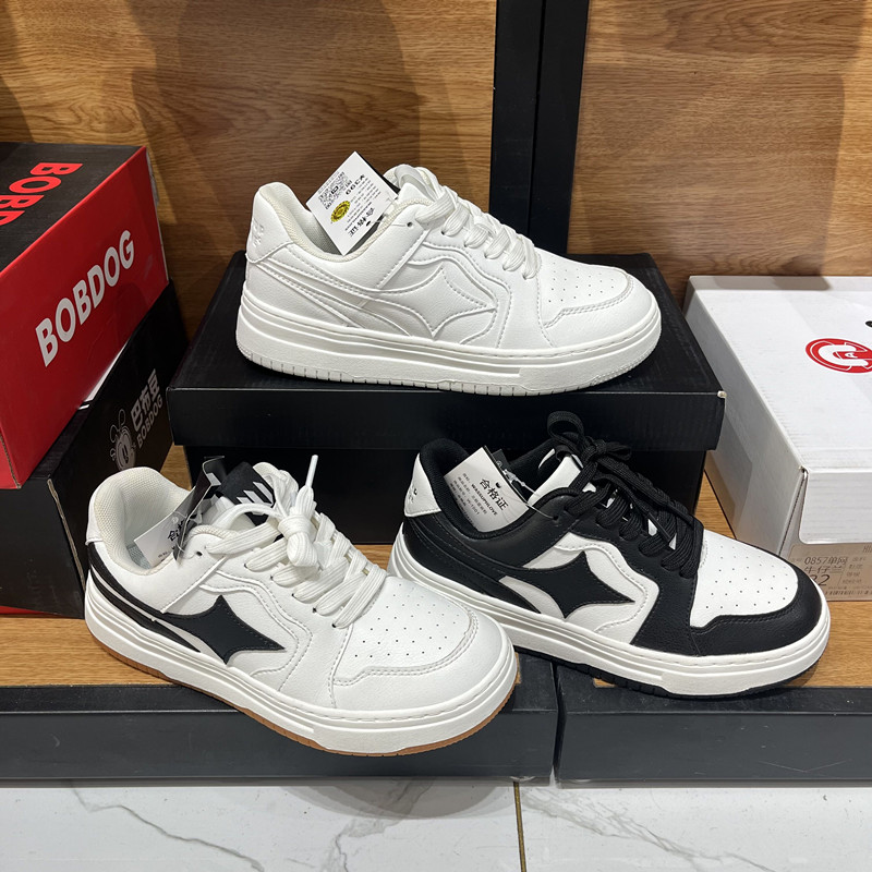 撤柜男女情侣皮面低帮运动板鞋