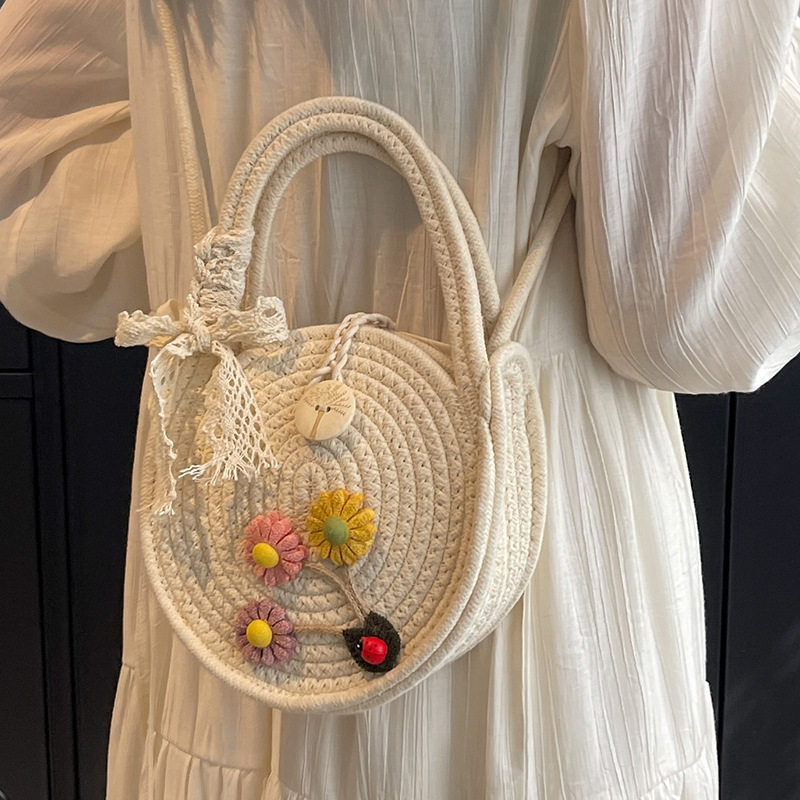 今年流行手工编织包女新款时尚