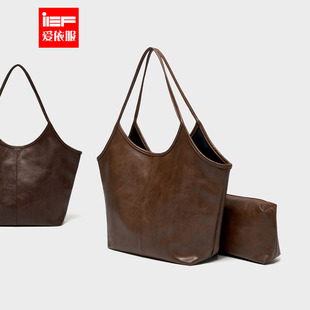 IEF/爱依服2025秋季新款韩版简约休闲通勤百搭大容量单肩大号软包