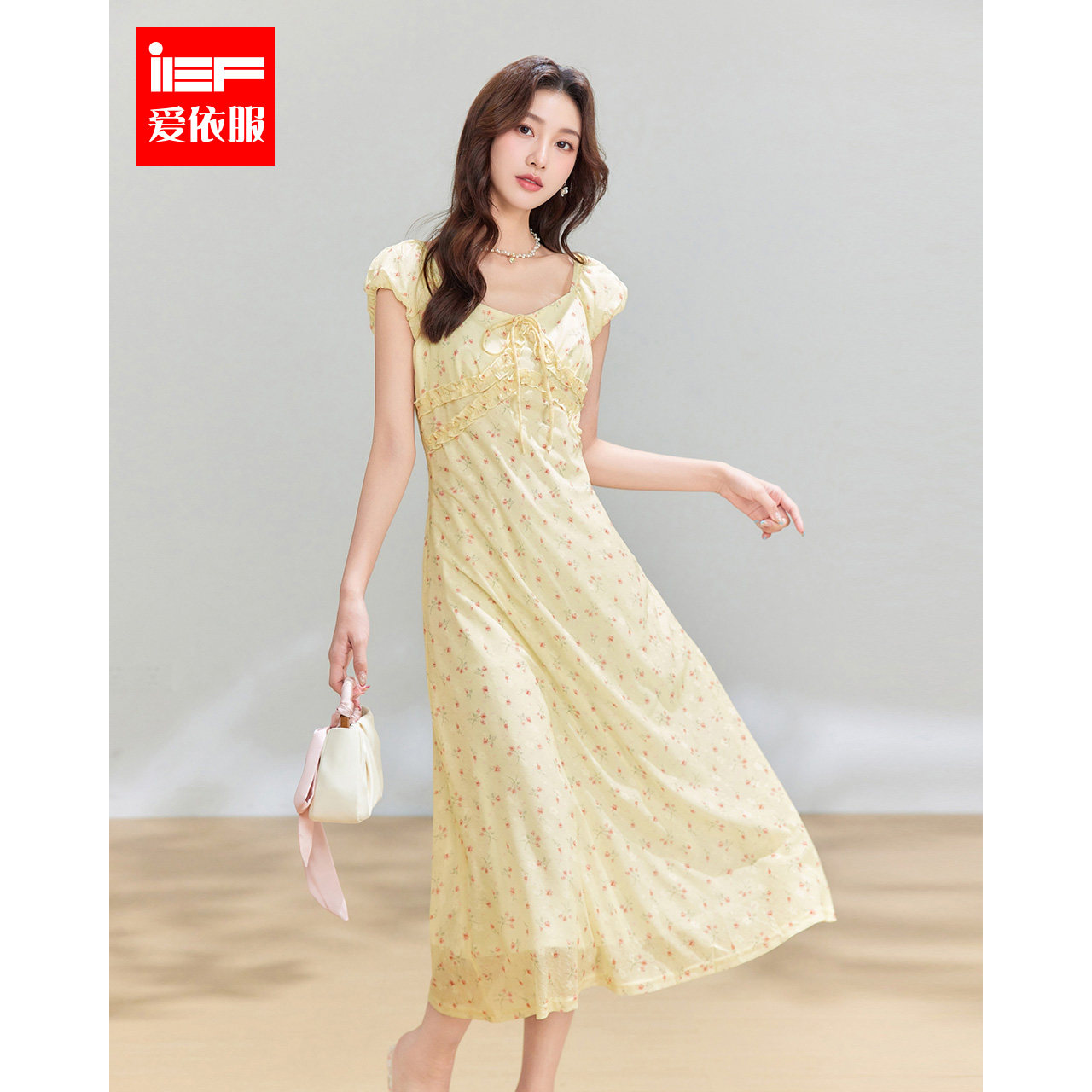 IEF/爱依服2026夏季新款甜美风碎花显瘦修身日常百搭休闲连衣裙图片