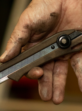 日本原装进口OLFA爱利华美工刀18mm大号 手柄含木屑防滑放油适合多环境使用