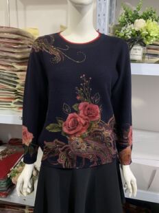 20专柜款羊绒衫妈妈装中老年女毛衣圆领印花针织衫上衣大码打底衫