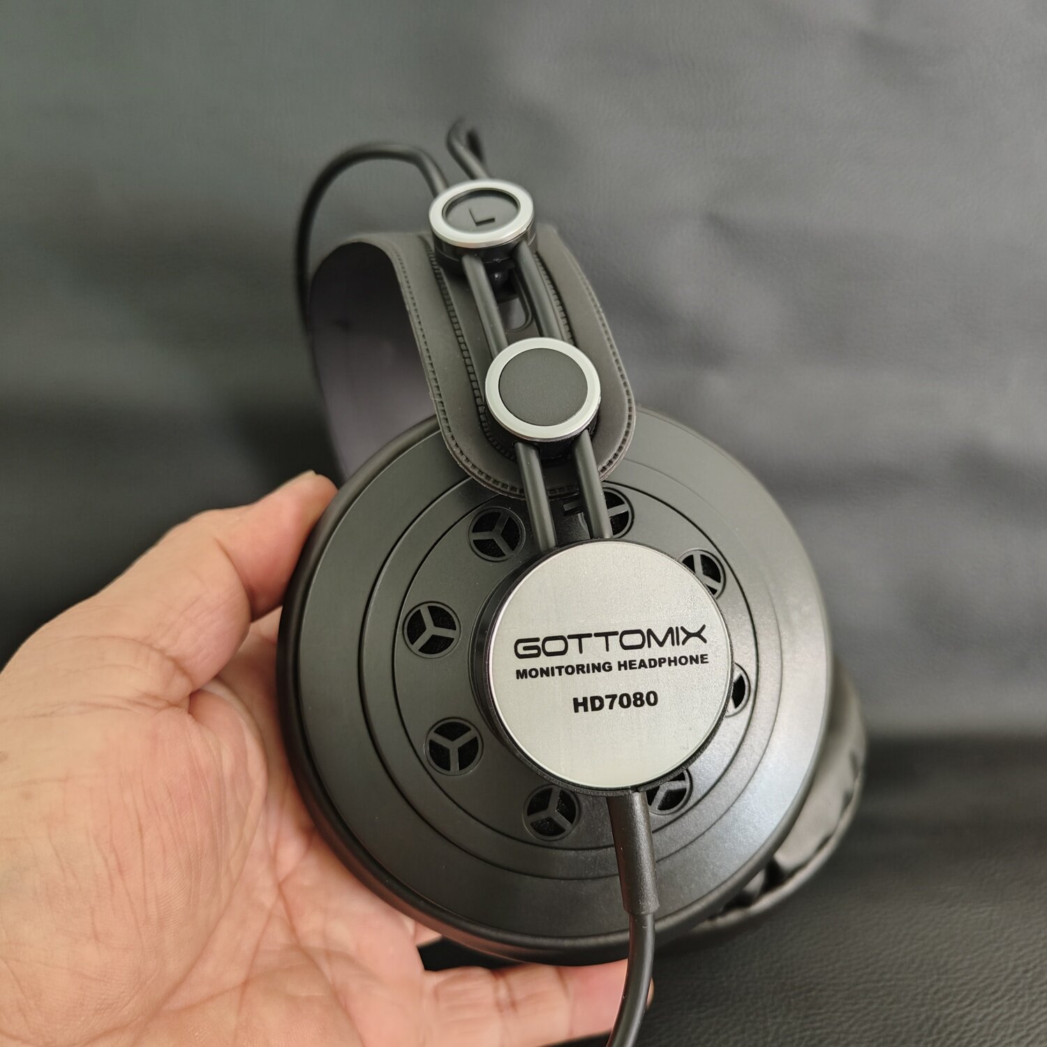 HD7080高保证立体声监听耳机