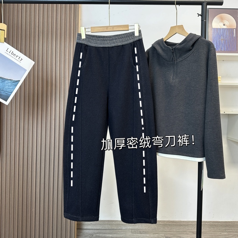 加厚密绒斜纹弯刀茧型毛呢阔腿裤