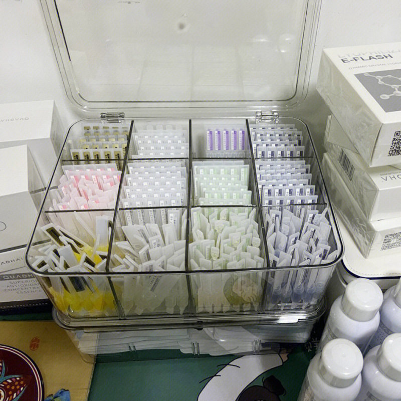 包邮次抛精华收纳盒桌面化妆护肤品口红香水展示置物架透明分格