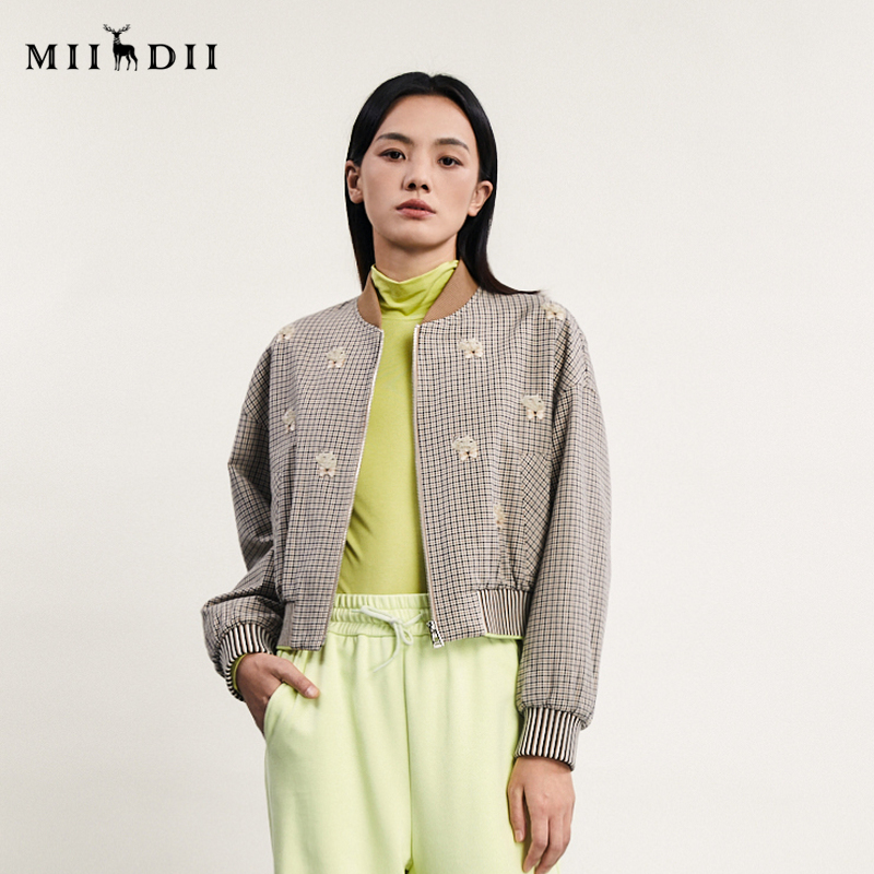 谜底短款棉服复古学院风格纹棒球棉衣241MF0116