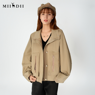 谜底短款外套女率性百搭宽松夹克长袖251MW5001