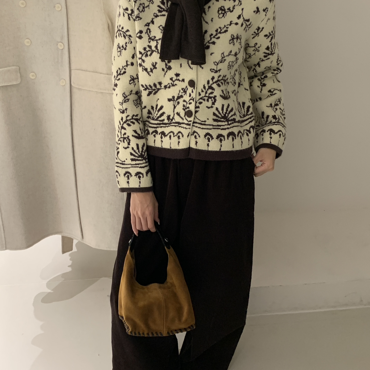 at ease-冬上新韩版复古提花保暖毛衣Z1180