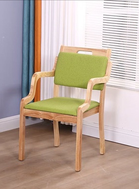 实木社区养老院机构餐桌椅老年人用家具敬老院适老化公寓桌子椅子