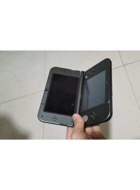 (议价产品)任天堂 3DS LL闲置出   屏幕有个小亮点 实物拍摄