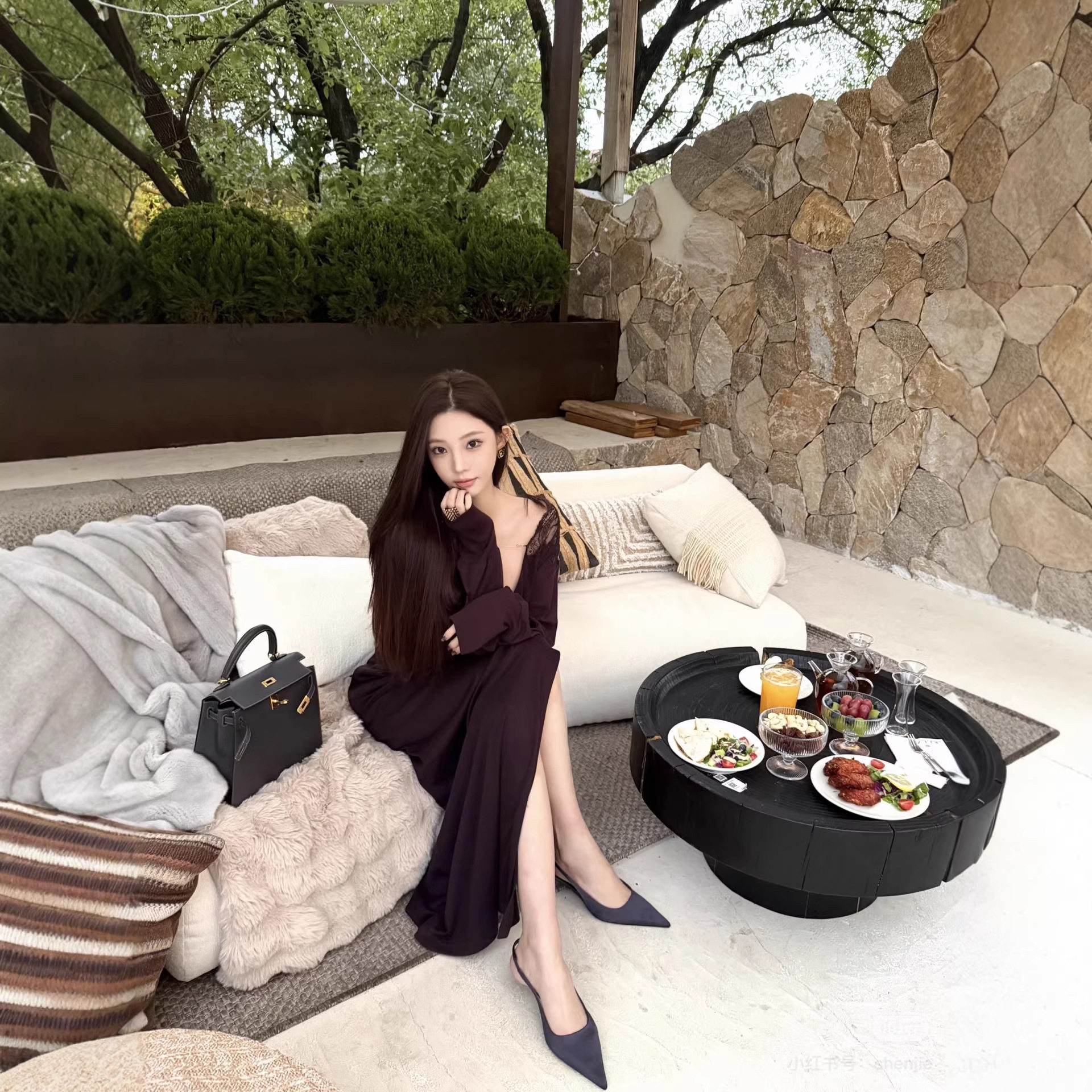 小众设计长裙V领链条接蕾丝绣花套装针织上衣长半裙2025冬季女装,女装/女士精品,休闲运动套装,淘宝优惠券,粉丝福利购,淘宝优惠卷