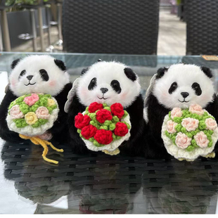 熊猫手捧花玩偶创意抱花公仔花花玩具挂件包包挂饰成都旅游纪念品