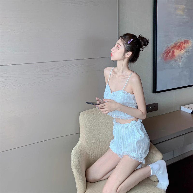 纯欲风吊带睡衣蕾丝花边短裤套装