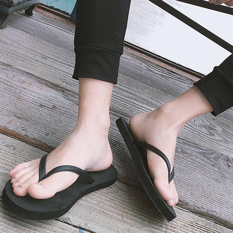 新款情侣平跟人字拖时尚外穿防滑度假沙滩拖鞋男女透气男士夹脚拖,流行男鞋,人字拖,淘宝优惠券,粉丝福利购,淘宝优惠卷