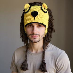 可爱搞怪小狮子帽子女秋冬保暖护耳针织毛线套头帽拍照装 饰假发帽