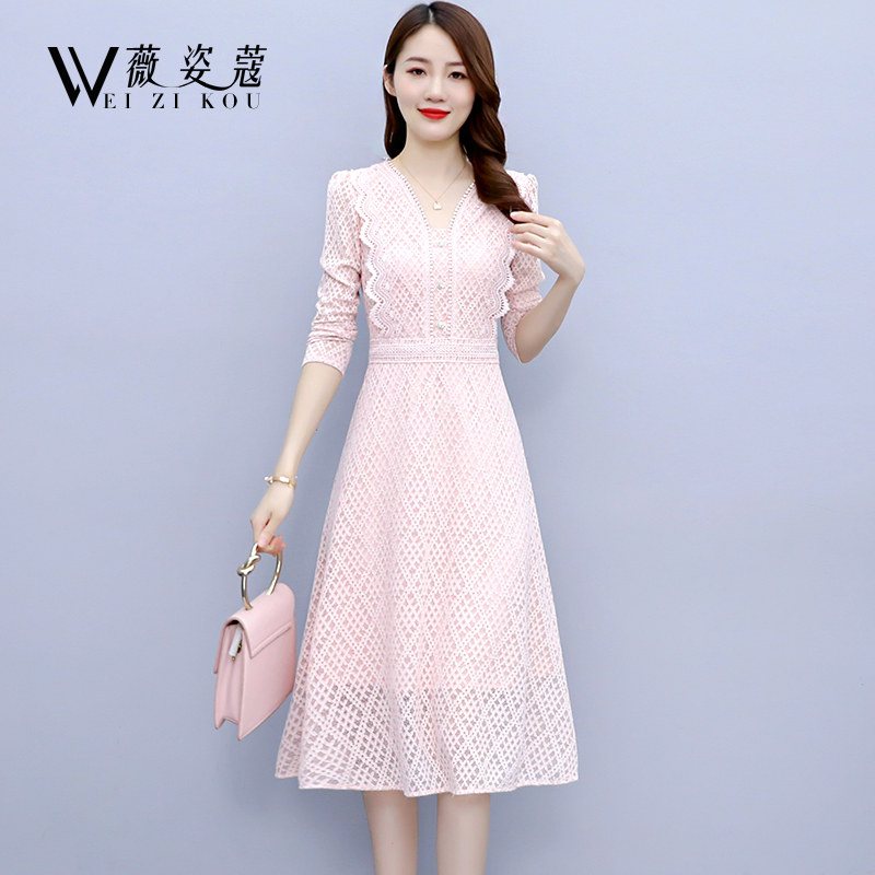 蕾丝连衣裙2022年新款春秋女装气质洋气高端早春长袖秋冬中长裙子