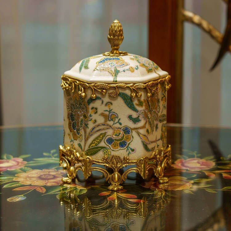 卡斯特兰欧式果盘陶瓷花瓶纸巾盒