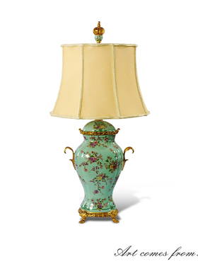 卡斯特兰陶瓷台灯别墅客厅角几灯法式卧室温馨暖光床头灯25117-B