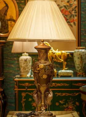 卡斯特兰中式复古仙鹤铜配陶瓷台灯欧美风格客厅书房装饰灯55028