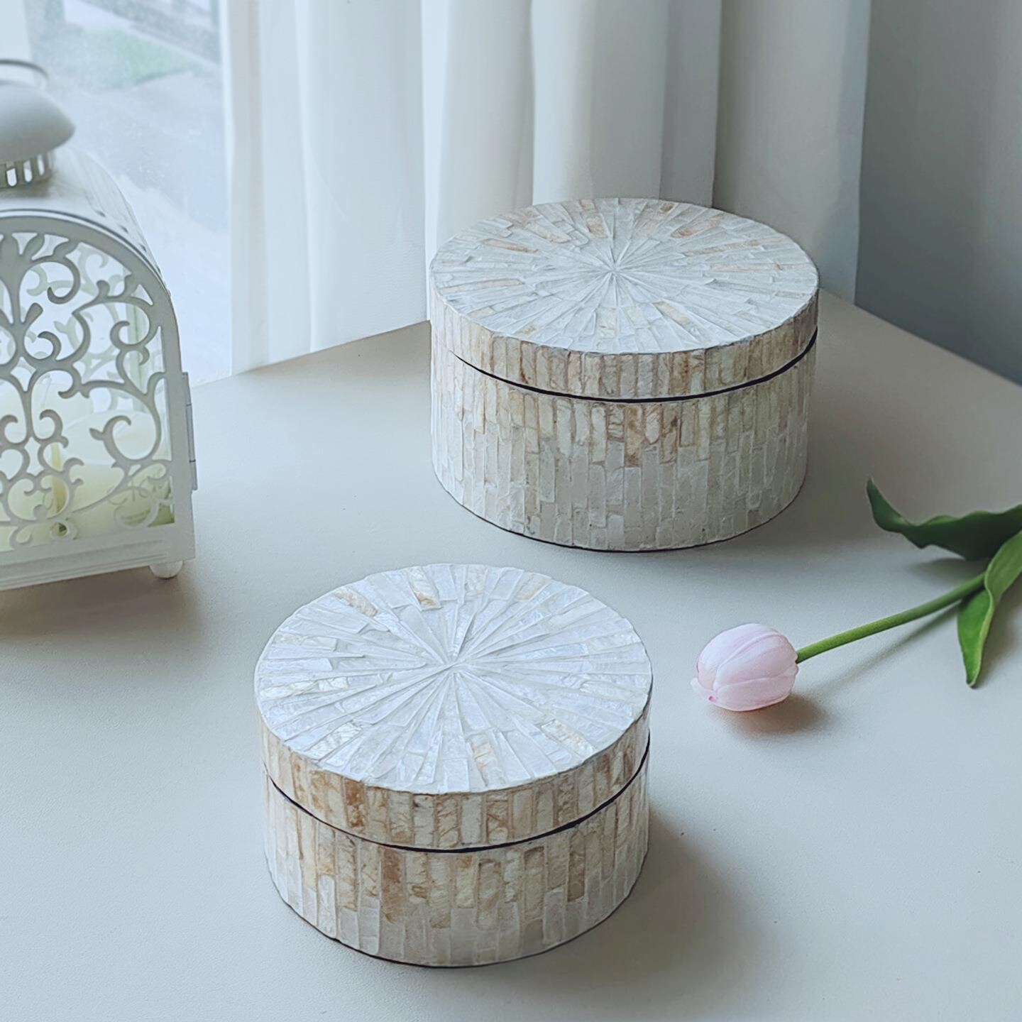 法式琉金天然彩贝壳桌面首饰收纳盒创意家用轻奢摆件装饰品珠宝盒