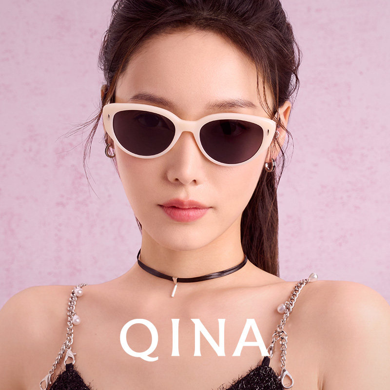 亓那眼镜明星同款墨镜女款26新款白框眼镜防晒太阳镜QN3017