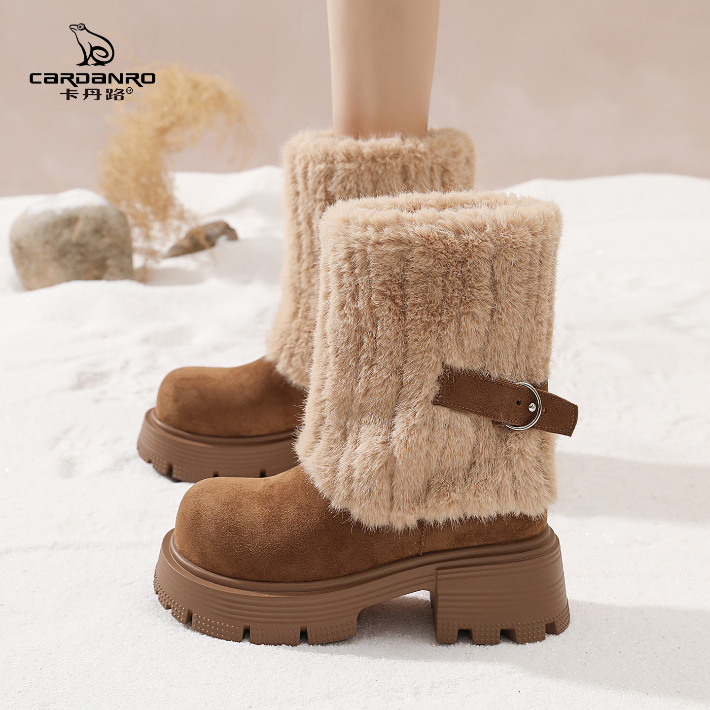 卡丹路厚底马丁靴女冬季配裙子短靴加绒加厚雪地裤管棉靴子女中筒