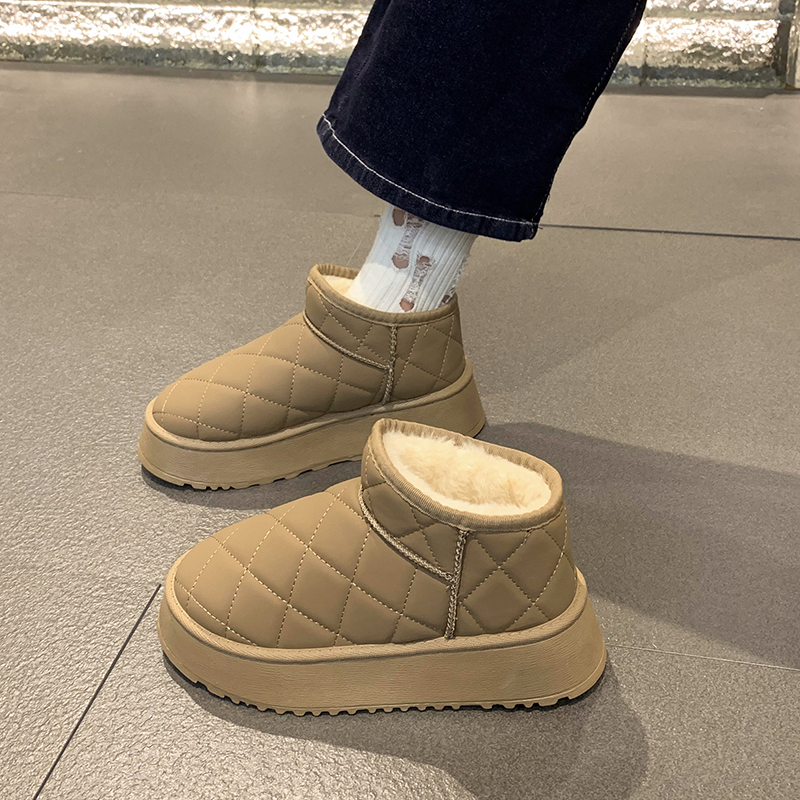 雪地靴女2024新款冬季防水面包鞋