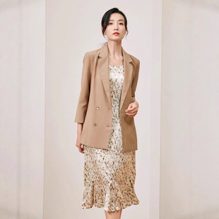 2025秋冬新款吊带油画碎花连衣裙女中长款收腰显瘦鱼尾裙HT30701