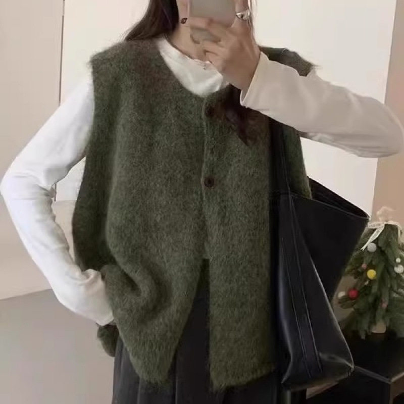 韩系复古绿色中长款毛衣马甲开衫女秋冬叠穿无袖针织背心外穿