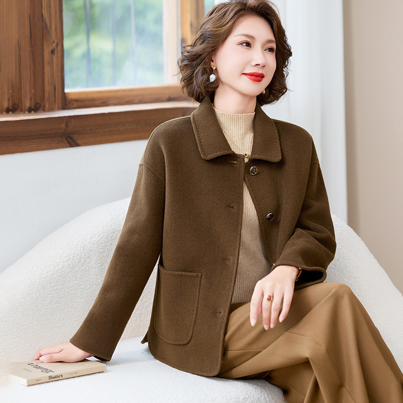 卡若维娅羊毛大衣女双面呢短款