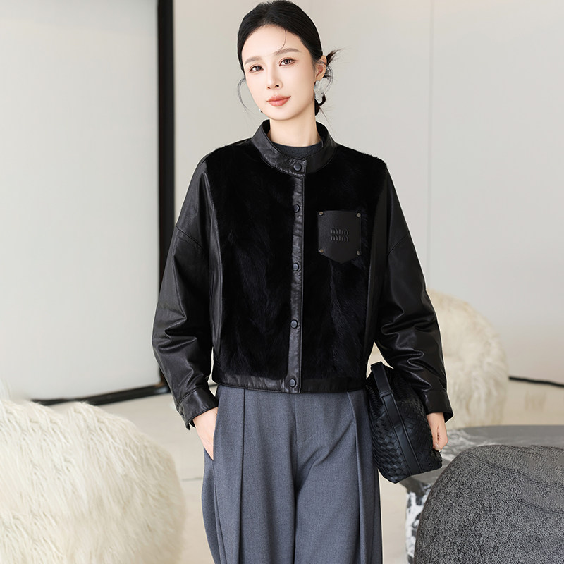海宁真皮短款黑色绵羊皮羽绒服女