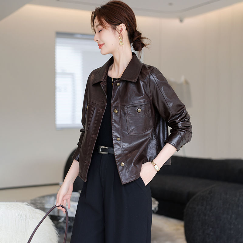 卡若维娅真皮皮衣短款绵羊皮外套