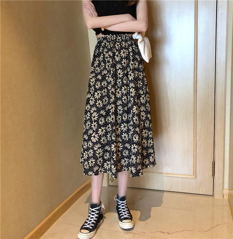 Real price 2021 new Korean retro floral skirt with versatile medium length high waist elastic skirt